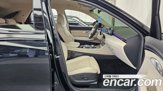 Genesis GV70 — Фото автомобиля 16