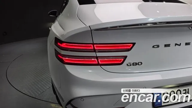 Genesis G80 RG3 — Фото автомобиля 8