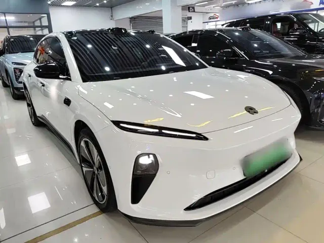 Nio ET5 Touring — Фото автомобиля 3