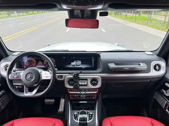 Mercedes-Benz G-Class — Фото автомобиля 10