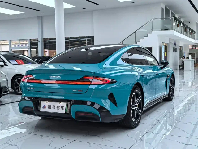 Xiaomi SU7 — Фото автомобиля 15