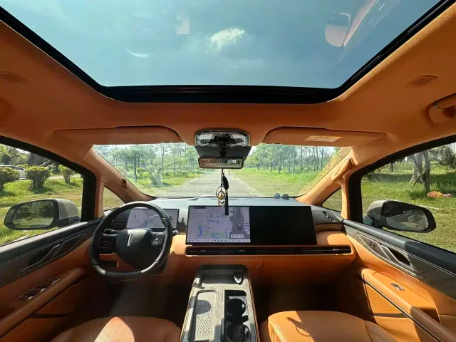 Wey Alpine — Фото автомобиля 7