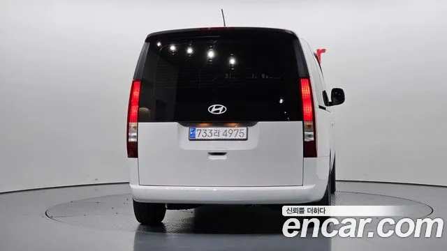 Hyundai Staria — Фото автомобиля 4