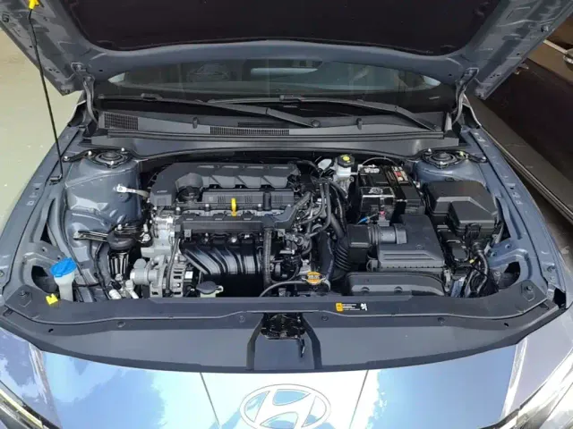 Hyundai Elantra — Фото автомобиля 19