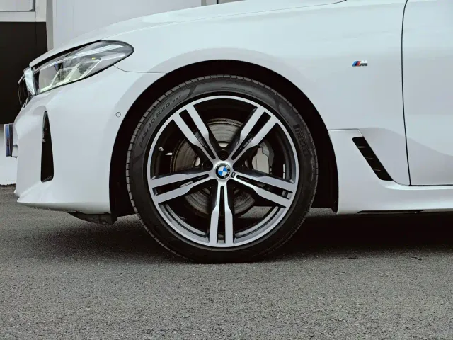 BMW 6 Series Gran Turismo — Фото автомобиля 7