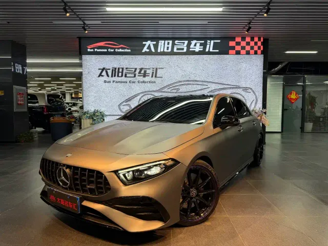Фотография автомобиля — Mercedes-Benz A-Class AMG