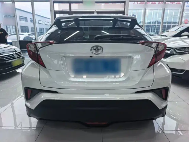 Toyota IZOA — Фото автомобиля 9