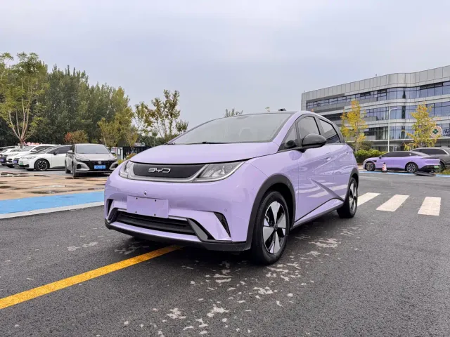 Фотография автомобиля — BYD Dolphin