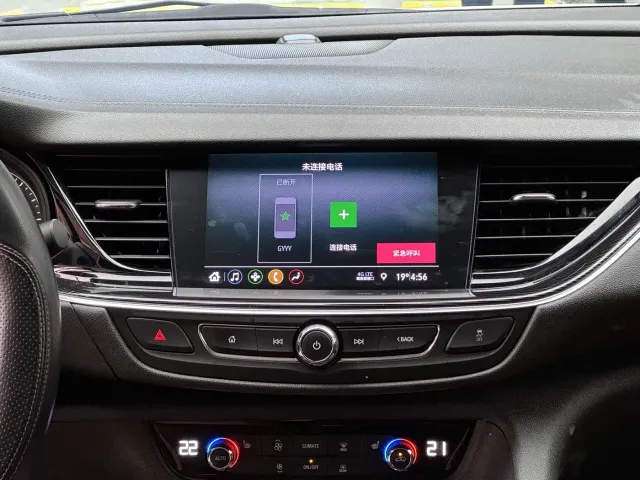 Buick Regal — Фото автомобиля 11