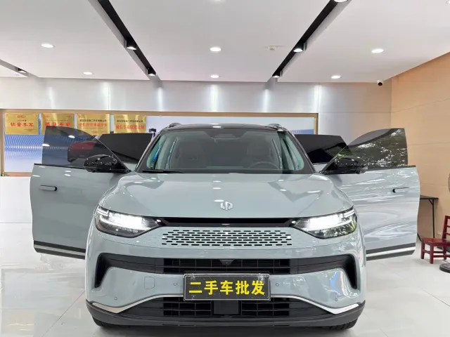 Leapmotor C11 — Фото автомобиля 16