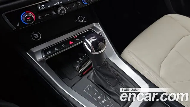 Audi Q3 35 TDI quattro Premium — Фото автомобиля 8