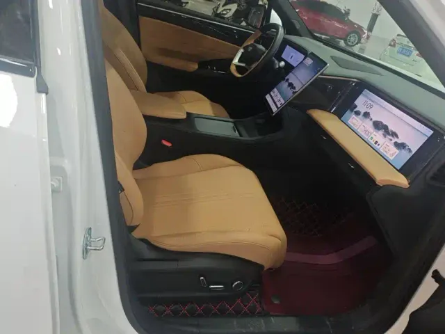 Geely Galaxy L7 — Фото автомобиля 8