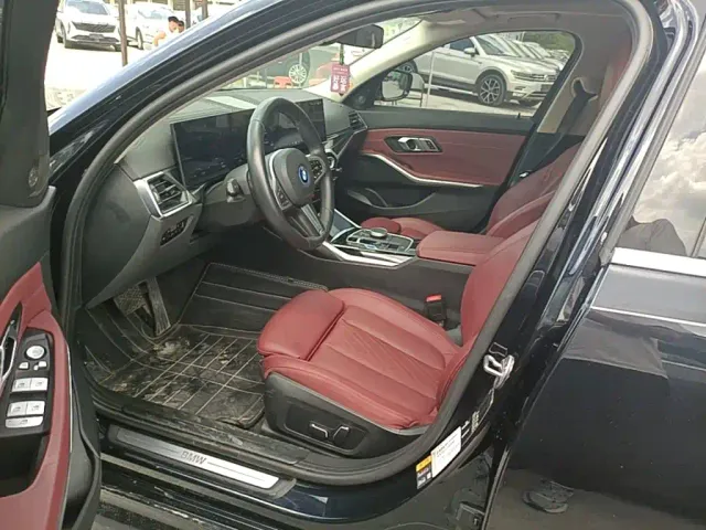 BMW i3 — Фото автомобиля 14