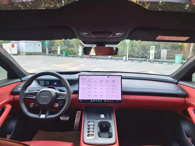 Xiaomi SU7 — Фото автомобиля 6