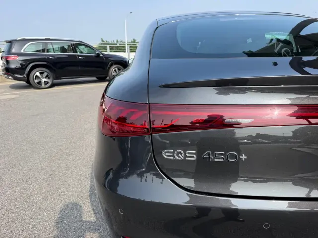 Mercedes-Benz EQS — Фото автомобиля 21