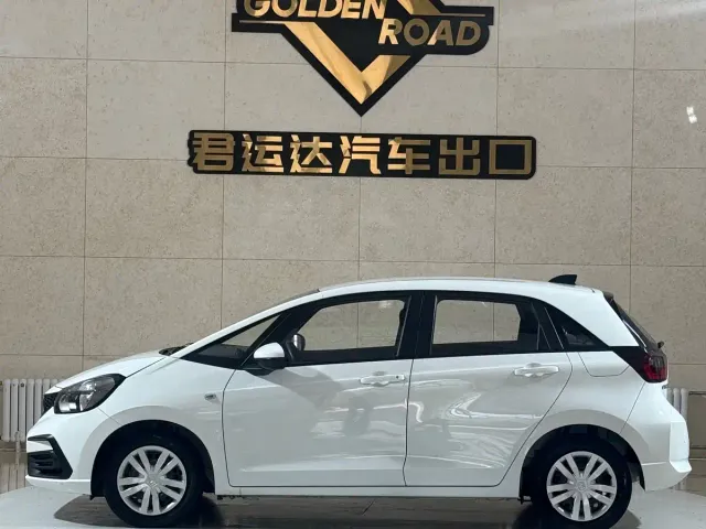 Honda Fit — Фото автомобиля 5