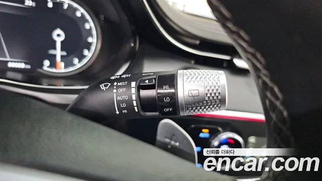 Genesis GV70 — Фото автомобиля 24