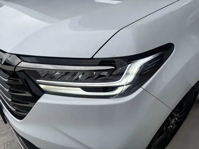 Honda Odyssey — Фото автомобиля 8