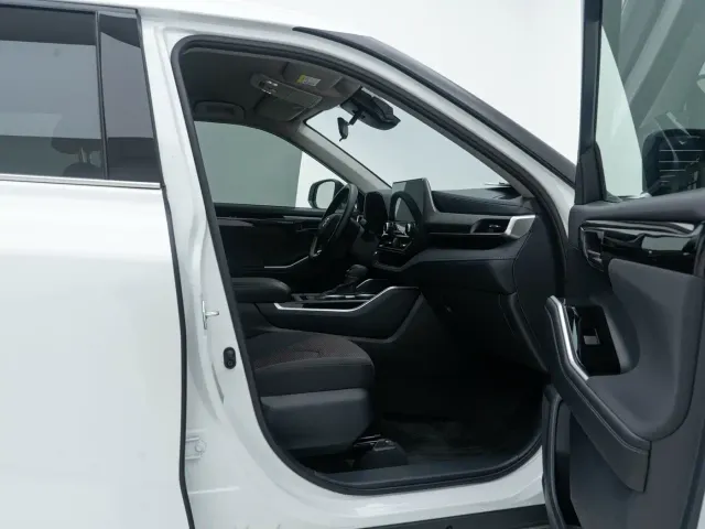 Toyota Highlander — Фото автомобиля 13