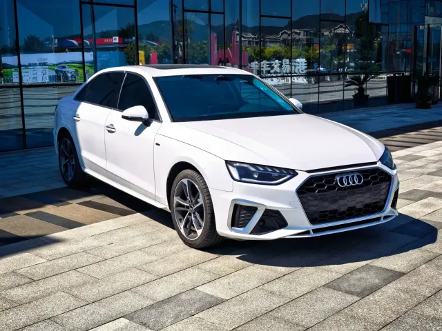 Audi Audi A4L 2023 40 TFSI Fashion Dynamic — Фото автомобиля 3