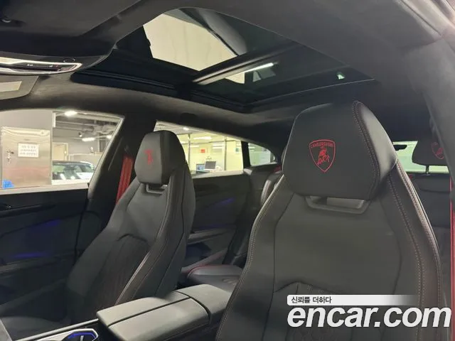 Lamborghini Urus — Фото автомобиля 15