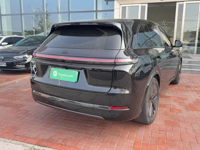Li Auto L7 — Фото автомобиля 6