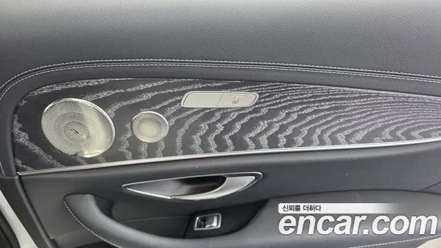 Mercedes-Benz E-Class W213 — Фото автомобиля 24