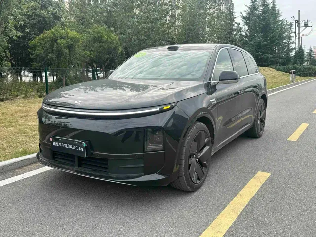 Фотография автомобиля — Li Auto L6