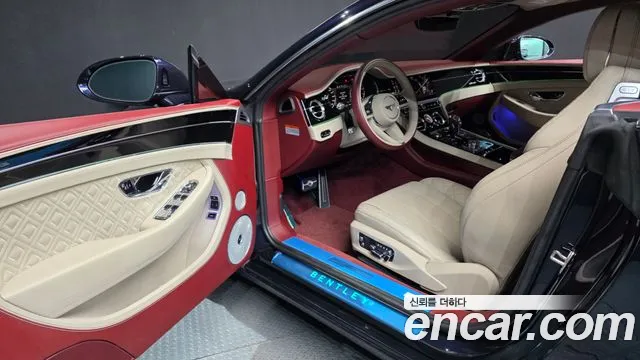 Bentley Continental — Фото автомобиля 10