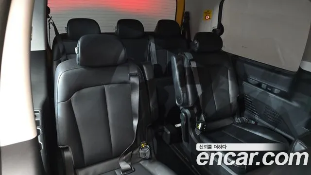 Hyundai Staria Staria L3.5 Школьный автобус — Фото автомобиля 27