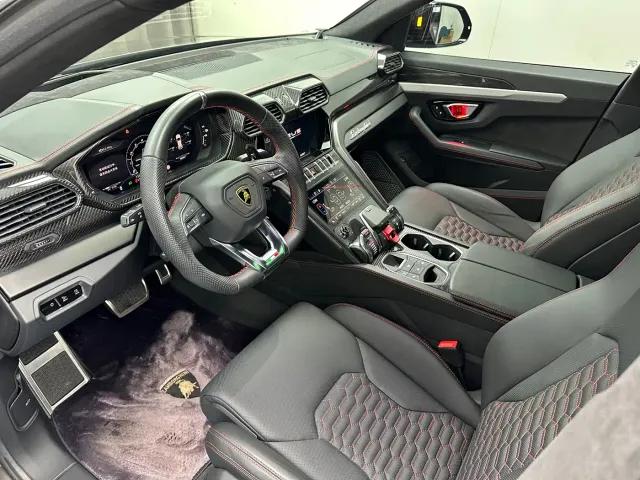Lamborghini Urus — Фото автомобиля 9