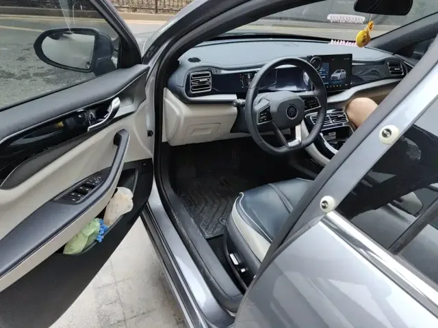 BYD Qin PLUS — Фото автомобиля 17