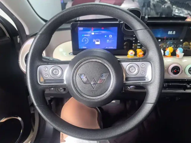 Wuling Bingo — Фото автомобиля 6