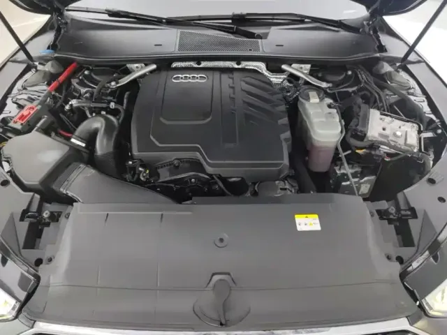 Audi A7L — Фото автомобиля 10