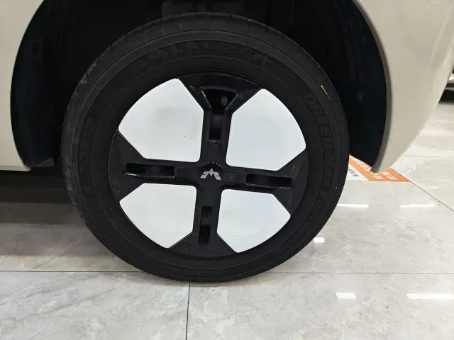 Wuling Hongguang Mini EV — Фото автомобиля 15