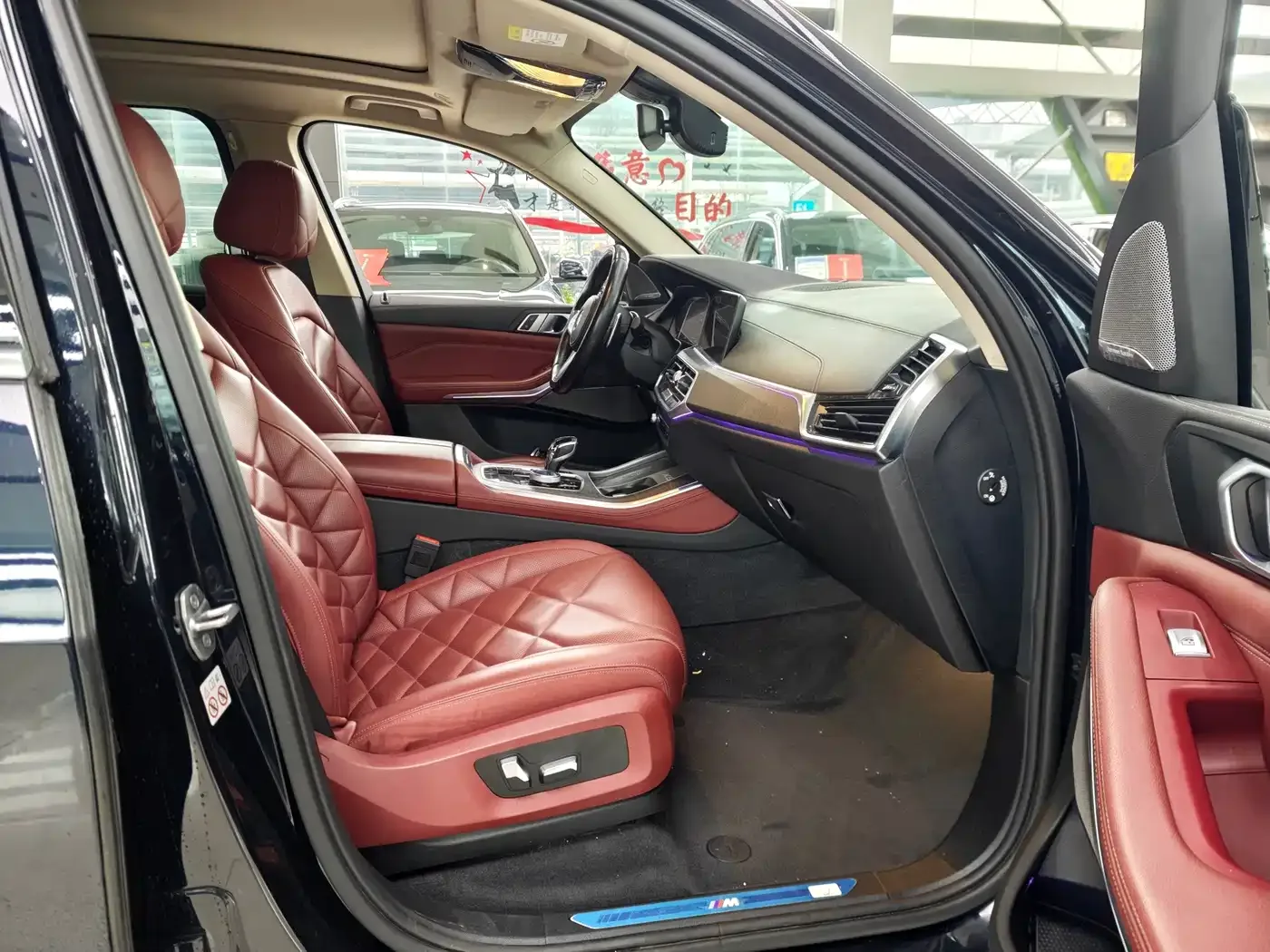BMW BMW X5 2022 xDrive 30Li Premium M Sport Package — Фото автомобиля 11