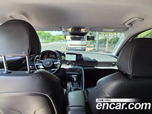 Hyundai AVANTE Avante (CN7) — Фото автомобиля 8