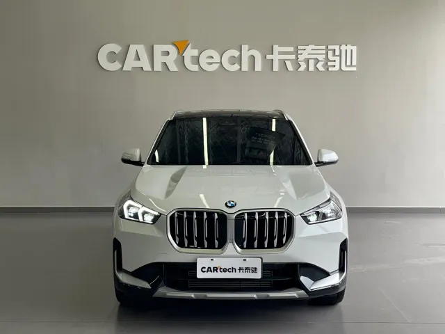 BMW X1 — Фото автомобиля 2