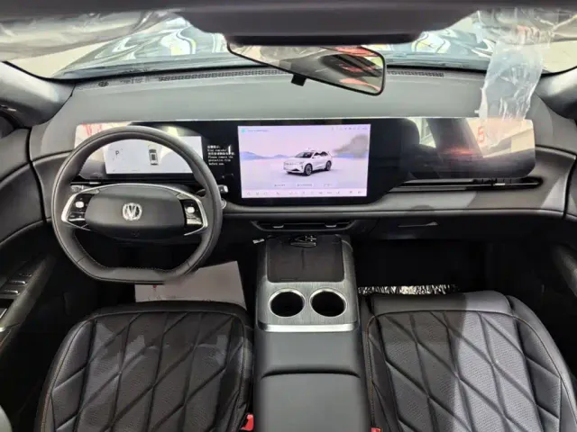 Changan CS75 Plus — Фото автомобиля 17