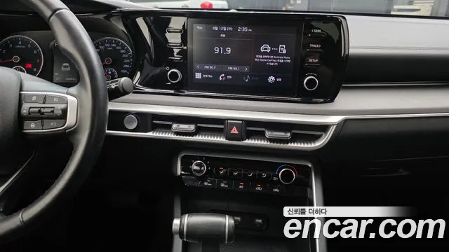 Kia K5 K5 3 поколение 2.0 LPI(Для проката) — Фото автомобиля 24