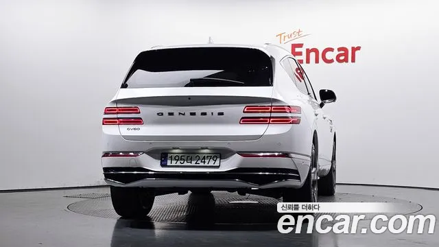 Genesis GV80 — Фото автомобиля 4
