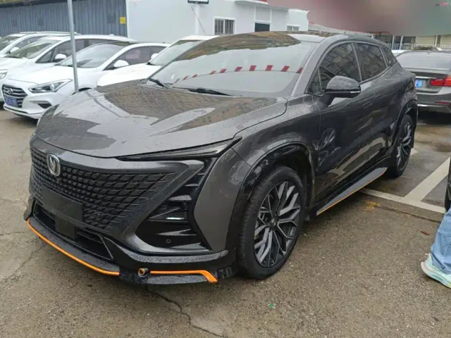 Фотография автомобиля — Changan UNI-T