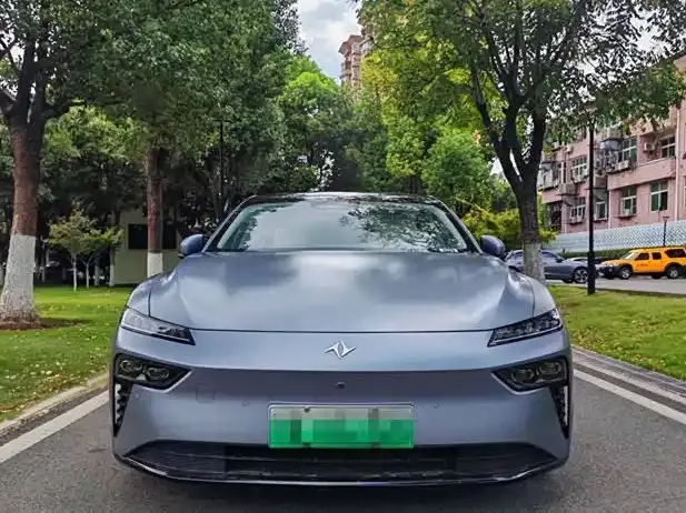 Dongfeng eπ 007 — Фото автомобиля 5