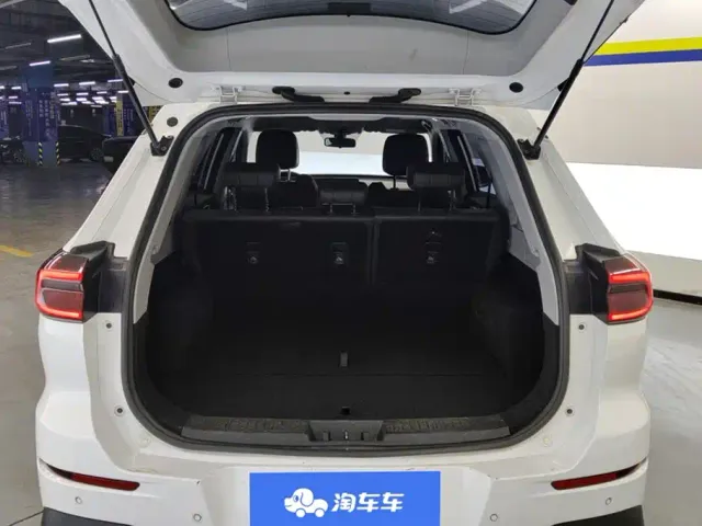 Chery Tiggo 8 — Фото автомобиля 4