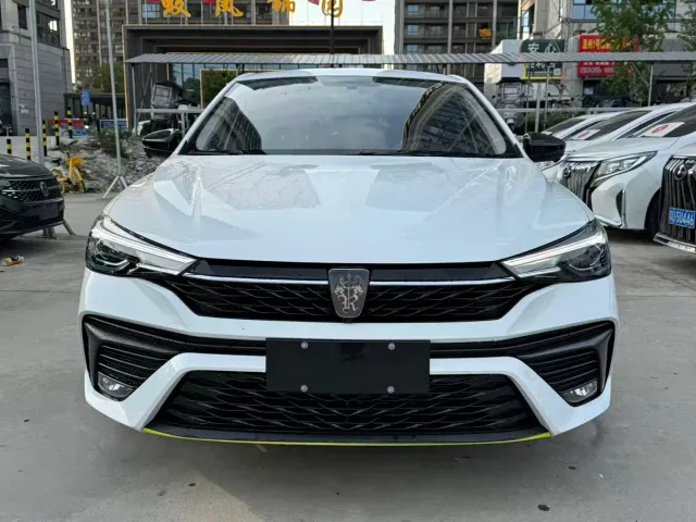 Roewe i5 — Фото автомобиля 2