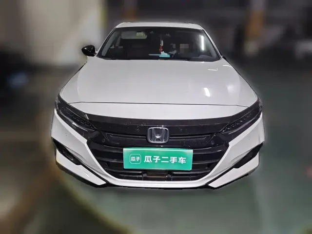 Honda Accord — Фото автомобиля 2