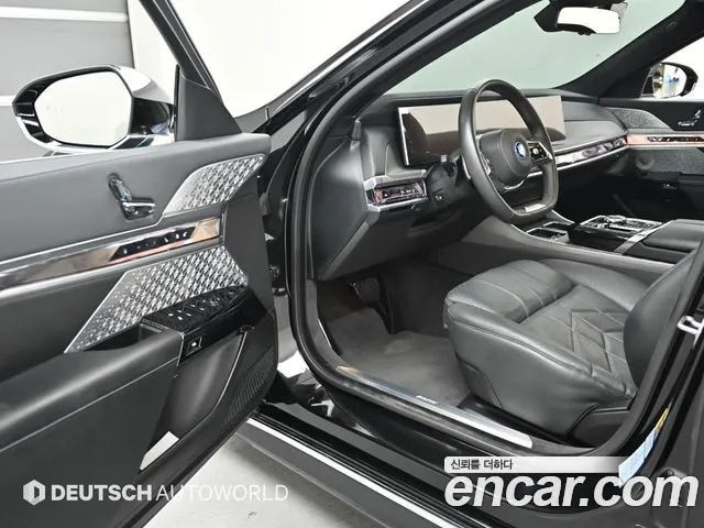 BMW 7-Series 7 серия (G70) — Фото автомобиля 11
