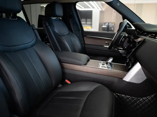 Land Rover Range Rover — Фото автомобиля 15