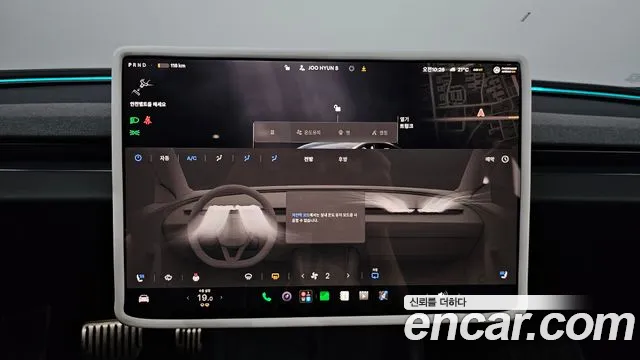 Tesla Model 3 — Фото автомобиля 22