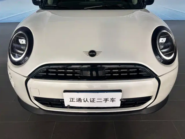 MINI Hatch — Фото автомобиля 5